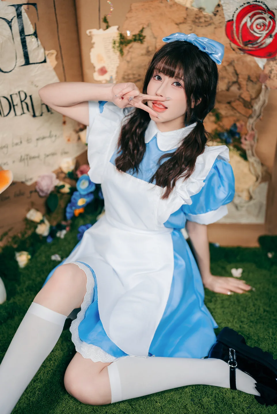 鹿八岁baby - No.099 爱丽丝梦游仙境 [24P-961MB] tg@simisebaisi 【丝足阁】011.webp